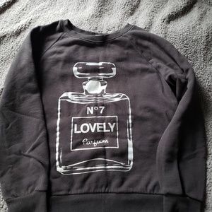 Sweat shirt